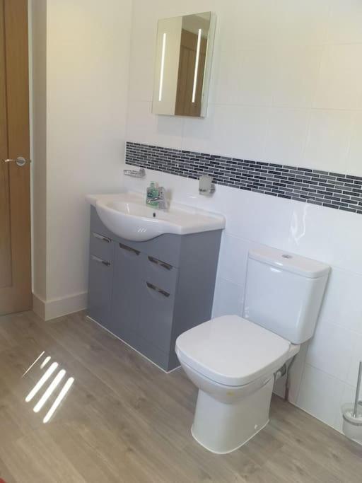 Lanarth Chalet In Hayle Cornwall Екстер'єр фото